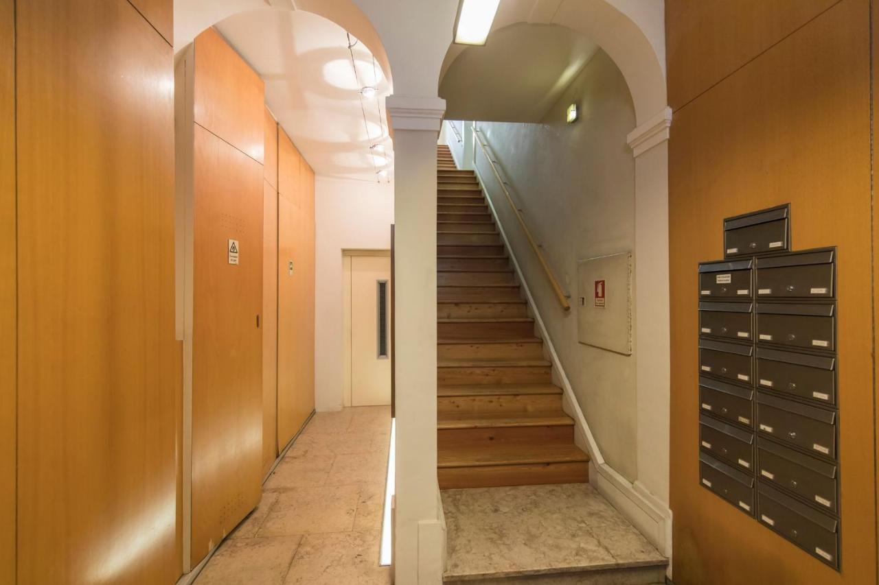 Lovelystay - Downtown Cosy Wonder Lisbon Exterior photo