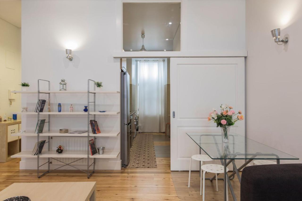 Lovelystay - Downtown Cosy Wonder Lisbon Exterior photo