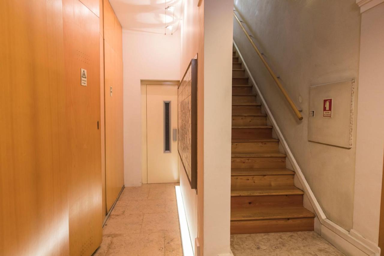 Lovelystay - Downtown Cosy Wonder Lisbon Exterior photo
